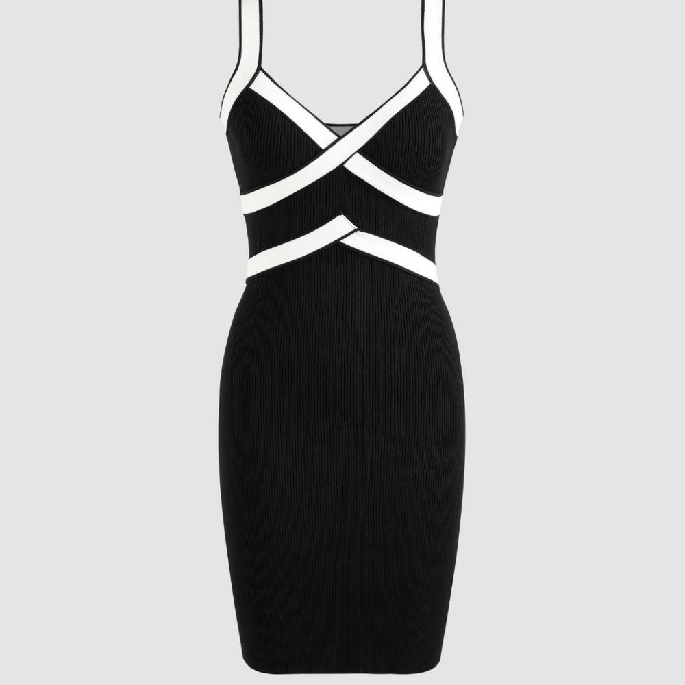 Black Sleeveless Dress